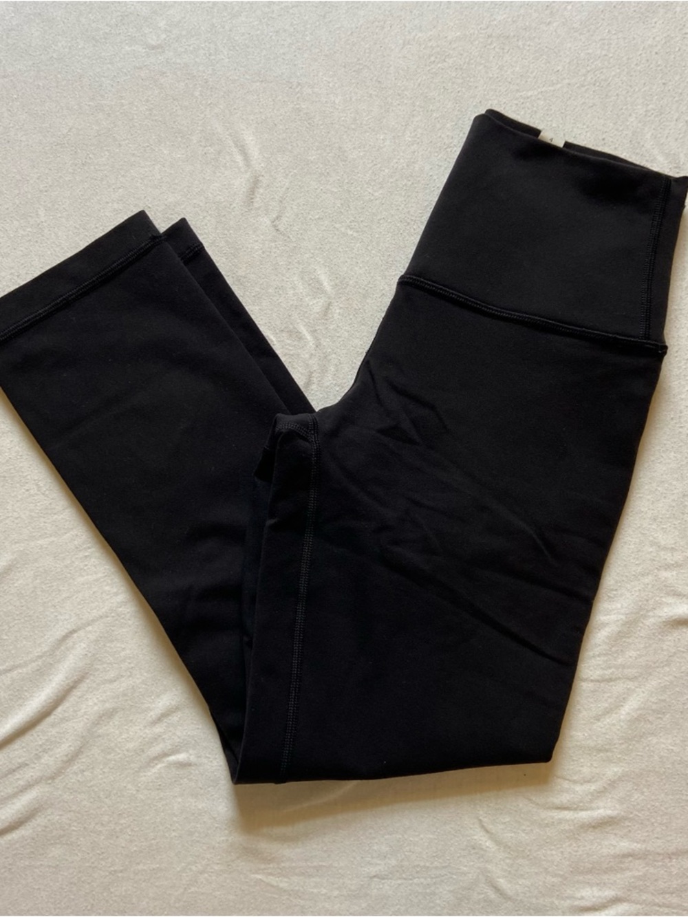 Lululemon Women’s Black High-Waist Mid Calf Leggings